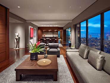 Hi-Rise San Francisco Apartment