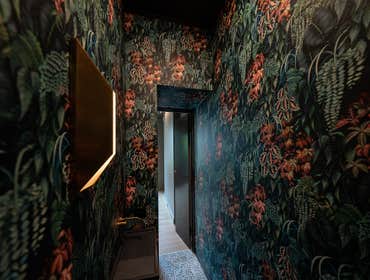 Powder room