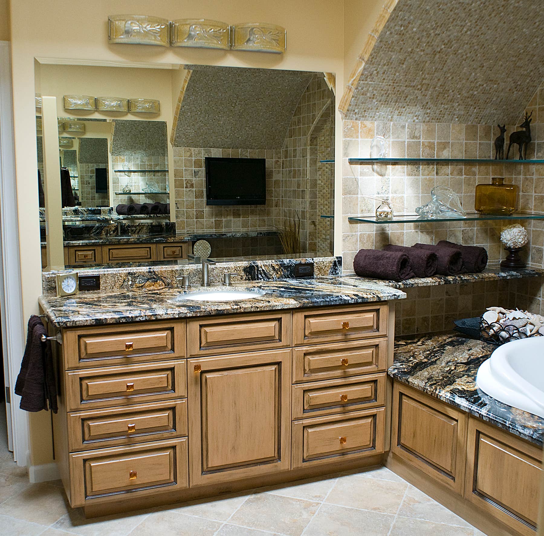 Marblus Granite And Tile Inc
