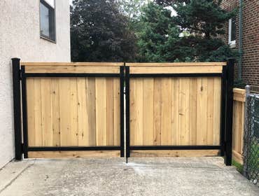 Photos by Bespoke Fence #1