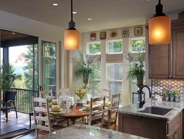 PRIVATE RESIDENCE - JOHN SOAVE CUSTOM BUILDER