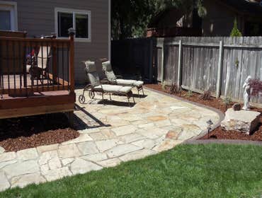 Curb Appeal Landscape Curbing pictures Decorative Concrete Curbing is our primary service, although we have a wealth of experience in Landscape Install