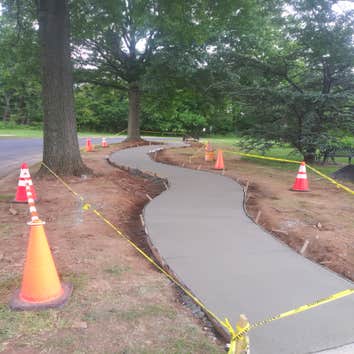 Lln Sealcoating and Custom Concrete