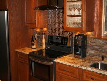 Works by Eos Granite And Tile