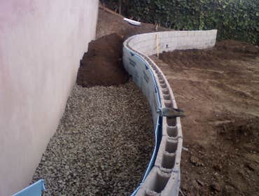 lower planter wall