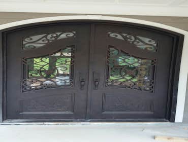 Jefferson house octogon front porch