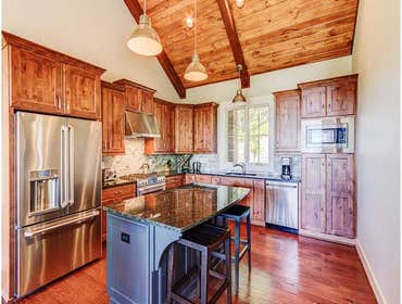 Yadkin Point, Cottage 14