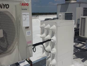 Experis New rooftop units and office renovation