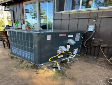 Photos by RK Mechanical Air Services Inc. #13 Scope of work
Package Unit Installation
Packaged Gas/Electric/Dual 13.4 SEER2, Single Stage