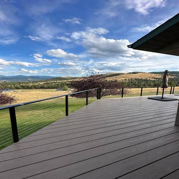 Laskovics Deck and Sauna LLC