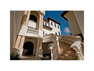 We Build To Suit Your Life Style Other Things We Do Are:
Faux Painting & Murals
● Fine Art Designs
● Elephant Hide
● Murals
● Plasters
● Grisaille Mu