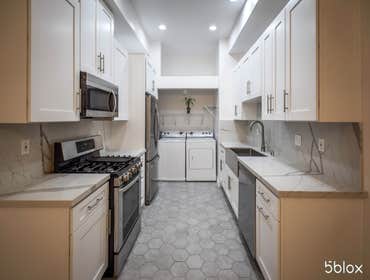 Kitchen, Bathroom and More (Waxman Family) This remodel was done on an outdated kitchen that was in great need of a fresh look. After sitting down with