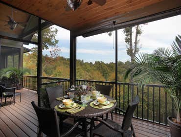 PRIVATE RESIDENCE - JOHN SOAVE CUSTOM BUILDER