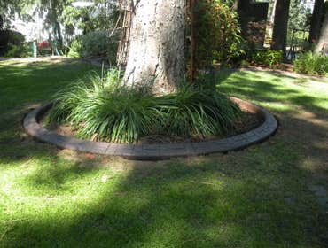 Curb Appeal Landscape Curbing pictures Decorative Concrete Curbing is our primary service, although we have a wealth of experience in Landscape Install