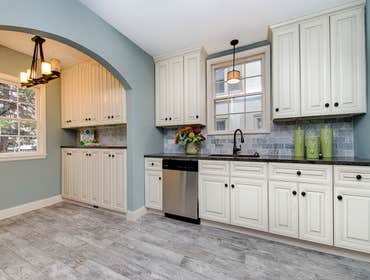 GEC Cabinet Depot As you get up in the morning, your day starts from the bathroom. For getting your dream bathroom you just have to visit once at GEC C