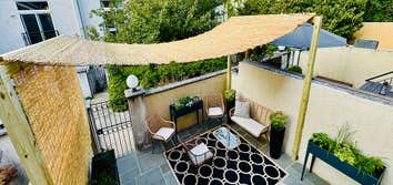 Photos by Rowhouse Growhouse #1
