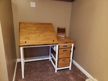 Custom drawing desk
