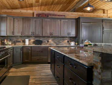 Shilo Cabinetry Shiloh Cabinetry is built by W. W. Wood Products Inc, a family-owned company since its beginning in 1977. The company is located in D