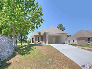 Photos by Kross Home Builders LLC #1 New Construction.