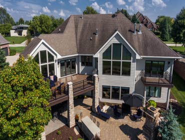 Photos by Zenith Design + Build #1