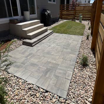 HLE Landscaping & Concrete