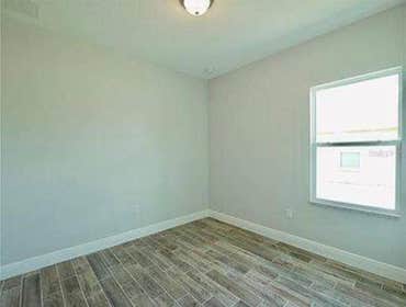 Photos by TRKSEIERT #32 3/2 Duplex 1200 sq Ft.