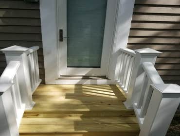 Lake Bluff, Illinois Porch & Stairs with Trex Railing and posts