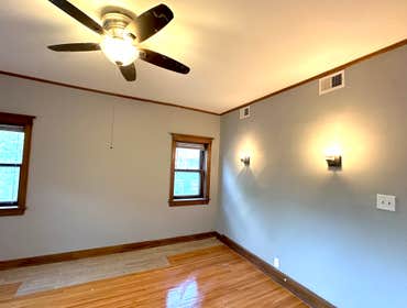 Photos by 4706 N Malden LLC #1
