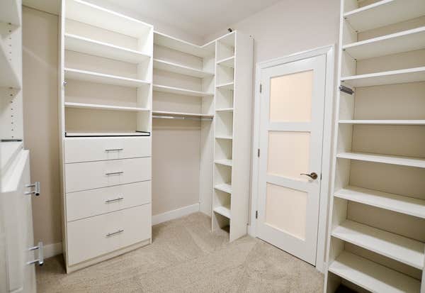 custom closet