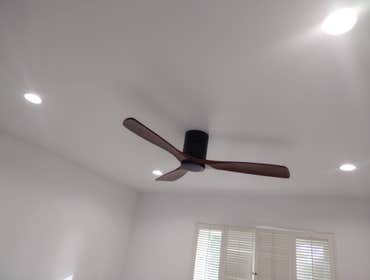 NEW FAN & LIGHTS
