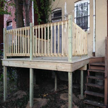 Photo(s) from Maya Construction Inc Before and After.
Rebuild existing deck.