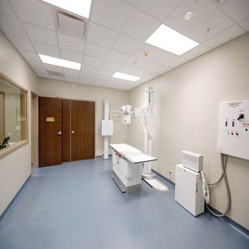 UNIVERSITY HEALTH CARE PROMPT CARE State-of-the-art medical facilities comprising of numerous exam rooms, multiple nurse stations, an ultrasound room, 