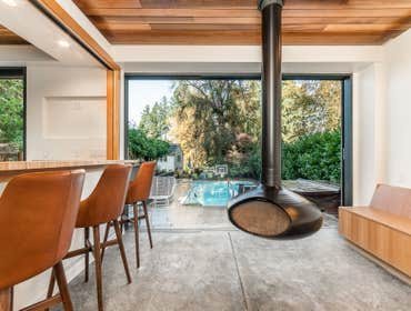 POOLHOUSE IN PDX