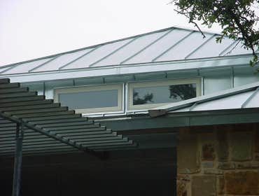 operable windows high for vent