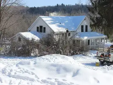 CAMP TIGHE