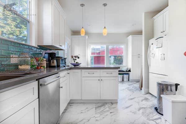 Kitchen remodeling