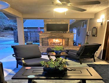 Outdoor fireplace