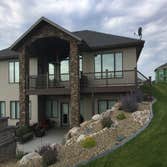 gallery Azek Decking color:
Azek Railing color: White