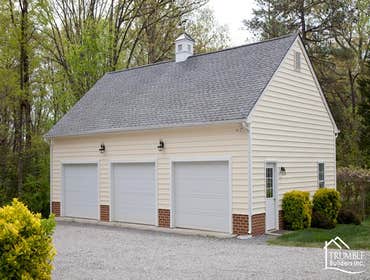 Detached Garage