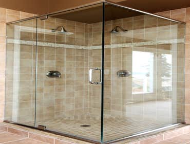 FramelessShower w/ Dual Header