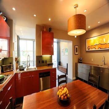 MT. PLEASANT ROW HOUSE - ADDITION & KITCHEN REMODEL