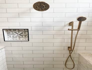 Shower niche and faucet
