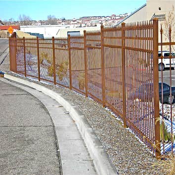 Commercial Fencing