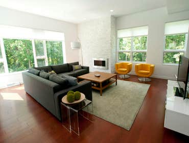 2soNs acres mOdern fArmHouse