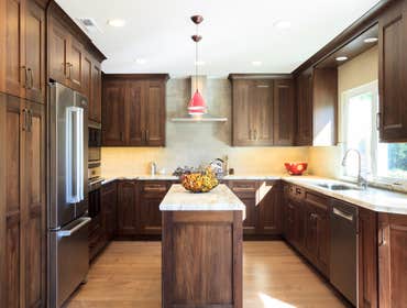 Elegant Shadowridge Kitchen An elegant remodel in the Shadowridge area above Silver Creek Country Club. The basic layout remained the same, but the tra