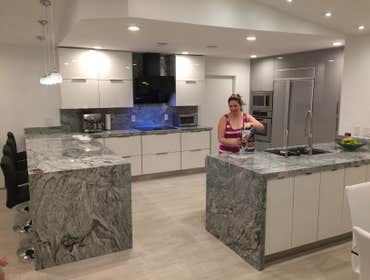 Interior Remodeling Interior Remodeling at Weston House
Bathrooms
Bedrooms
Flooring
Impact doors
Electricity
Plumbing