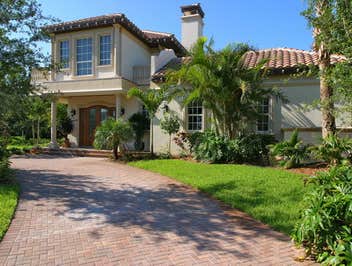 Mockingbird House