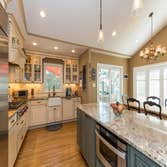 Kitchen & Bathroom