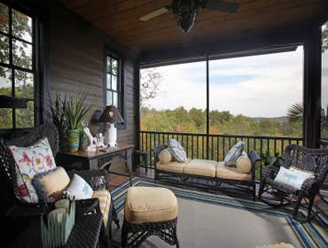 PRIVATE RESIDENCE - JOHN SOAVE CUSTOM BUILDER
