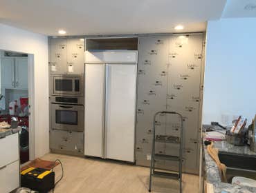 Interior Remodeling Interior Remodeling at Weston House
Bathrooms
Bedrooms
Flooring
Impact doors
Electricity
Plumbing